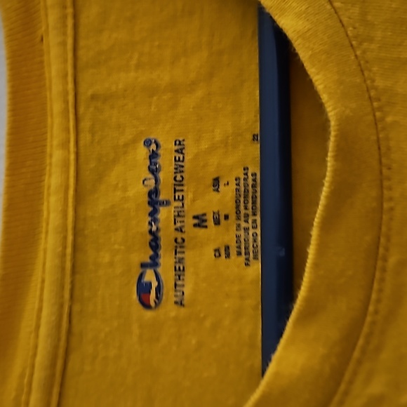 Medium‎ Champion Gold TSHIRT - Picture 3 of 3